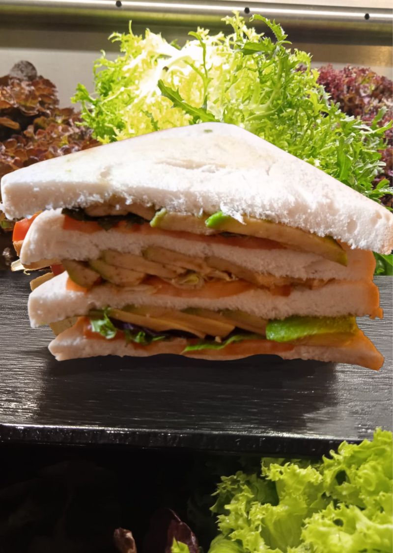 Sandwich aguacate